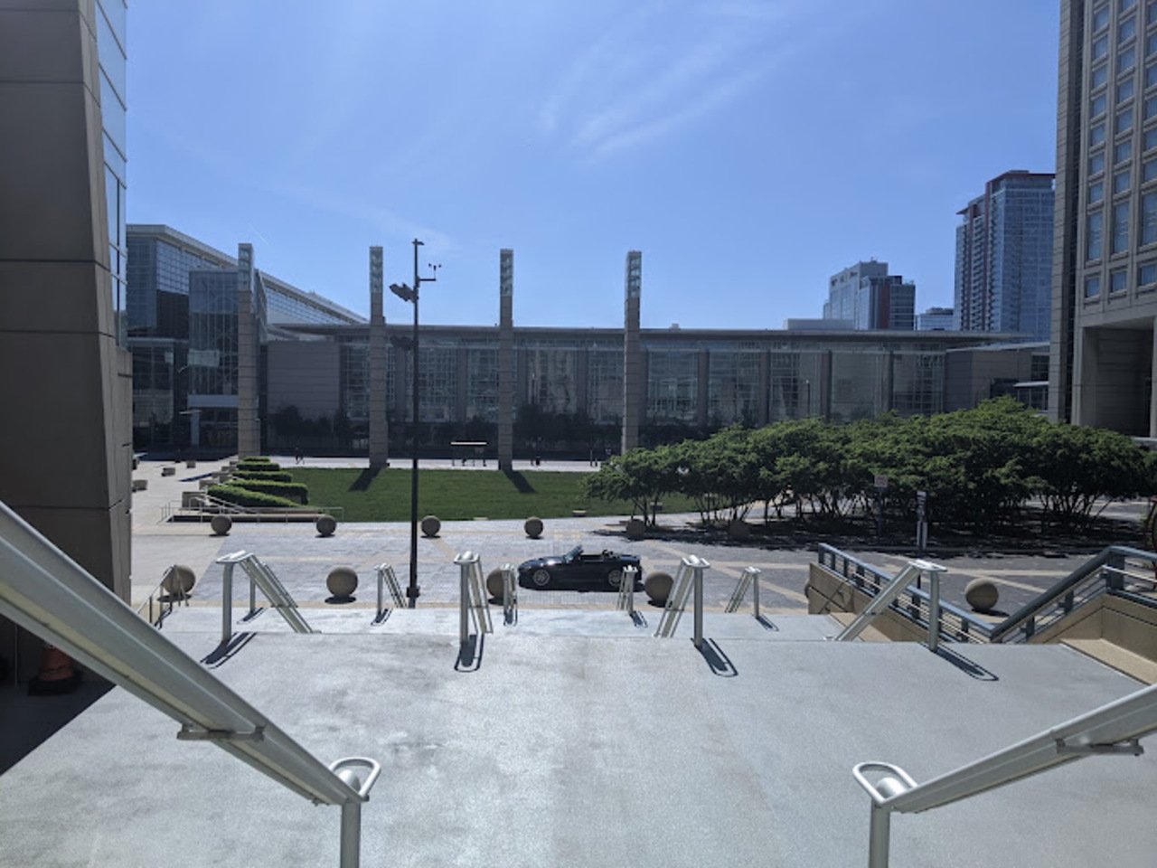 麦考密克广场 麦考密克广场