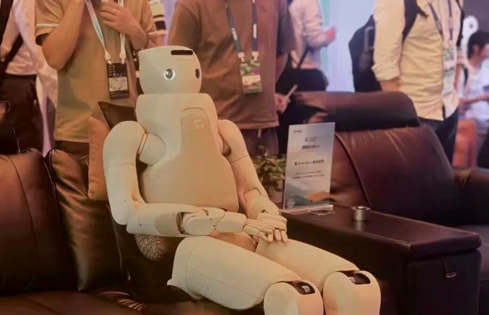 地瓜机器人与傅利叶达成合作