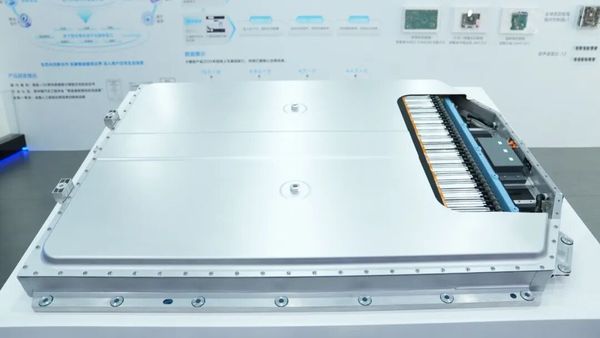 巴斯夫与卫蓝新能源在广州国际汽车展联合发布新一代固态电池包