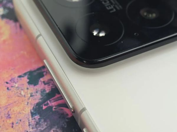 厂商为什么都要做小手机？三年的小屏用户来讲一讲