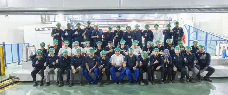 厦门长塑首条海外布鲁克纳产线落地印尼 加速全球布局