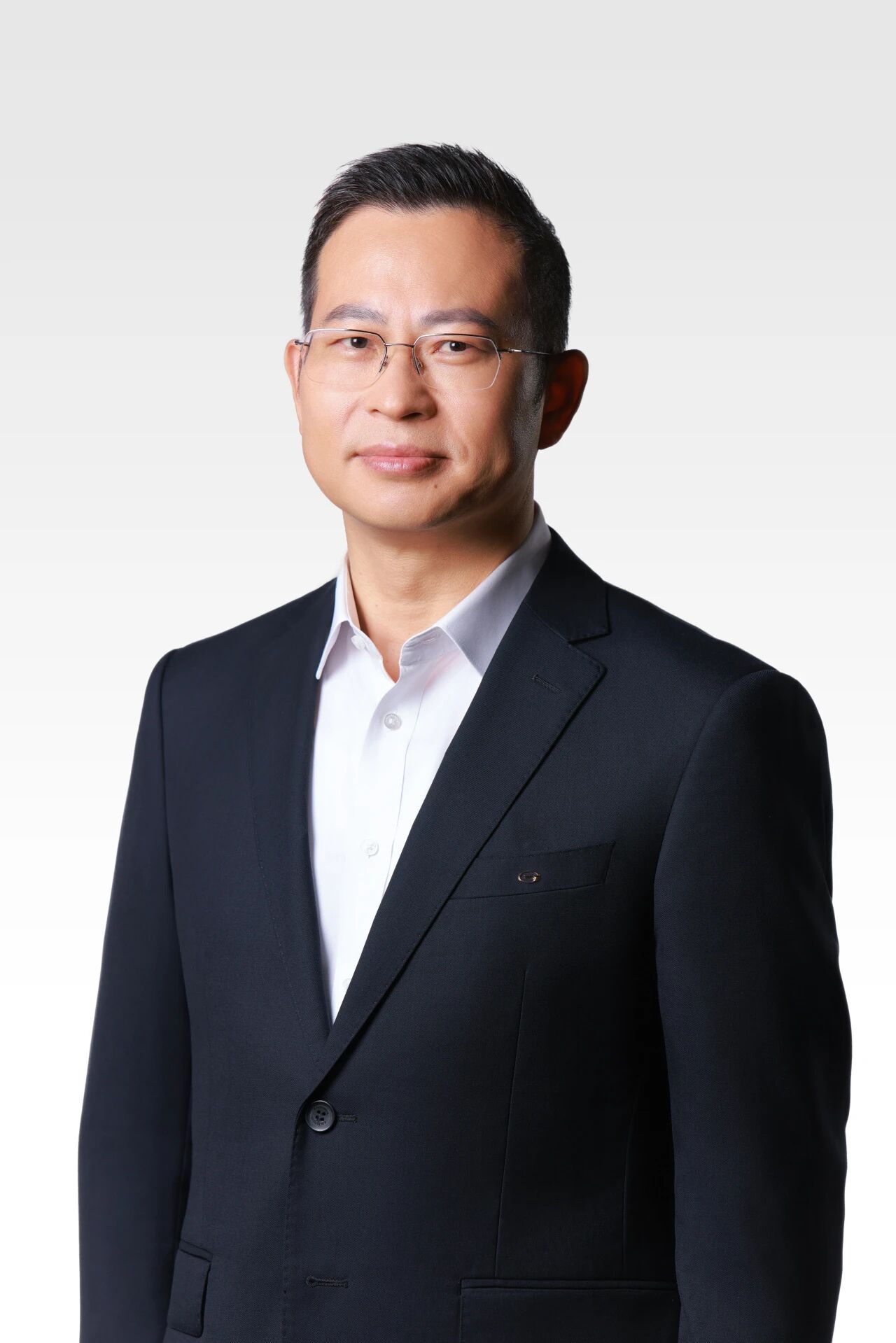 广汽集团管理层换班:閤先庆出任总经理,陈家才加盟执掌海外业务