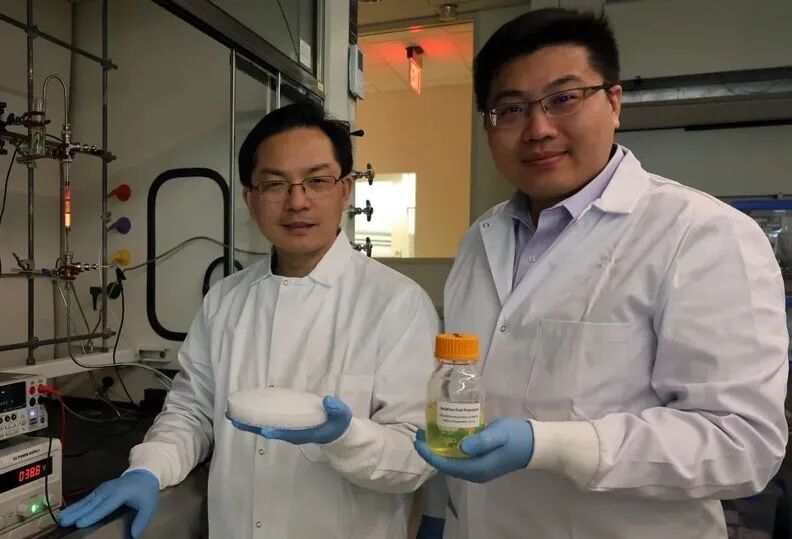 yale-engineering-bing-shu-hu-slider_1.jpg